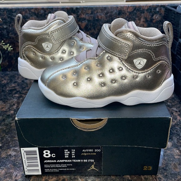 Nike Jordan Jumpman Team II SE - Picture 3 of 4